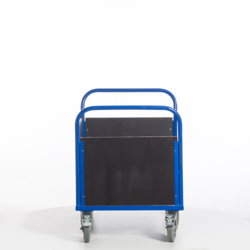 schwerer Dreiwandwagen