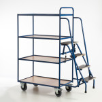 Tischwagen mit 4 Trittstufen (4 Etagen)